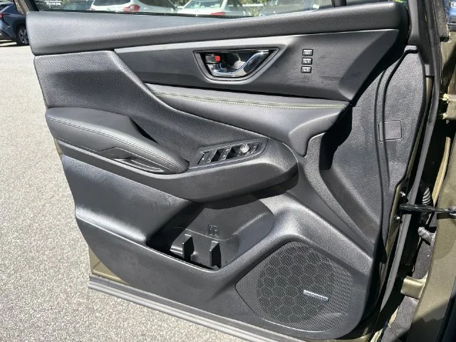 Used 2026 Brown Subaru Onyx Edition Touring image 31