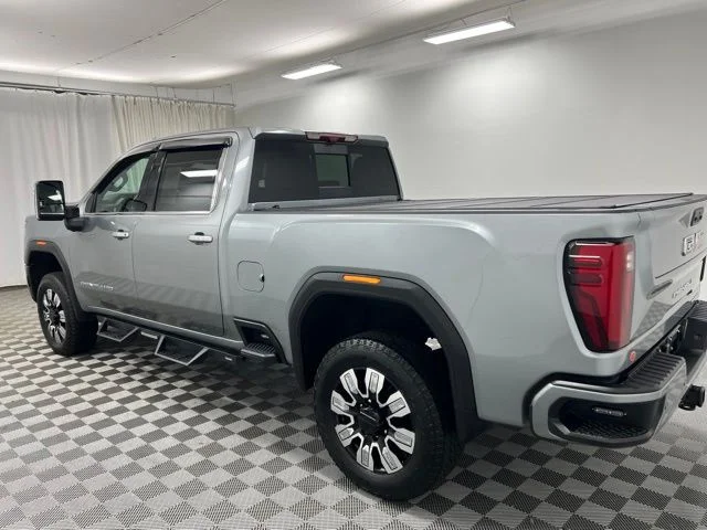 Used 2024 Silver GMC Denali image 6