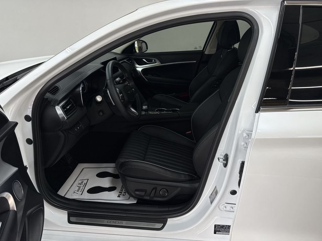 Used 2026 White Genesis 2.5T Prestige image 12