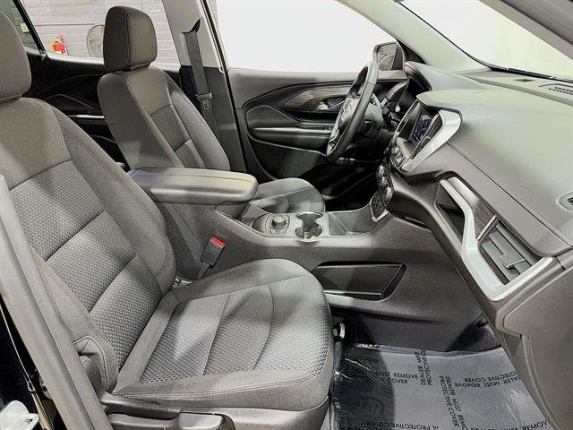 Used 2024 Ebony Twilight Metallic GMC SLE image 25