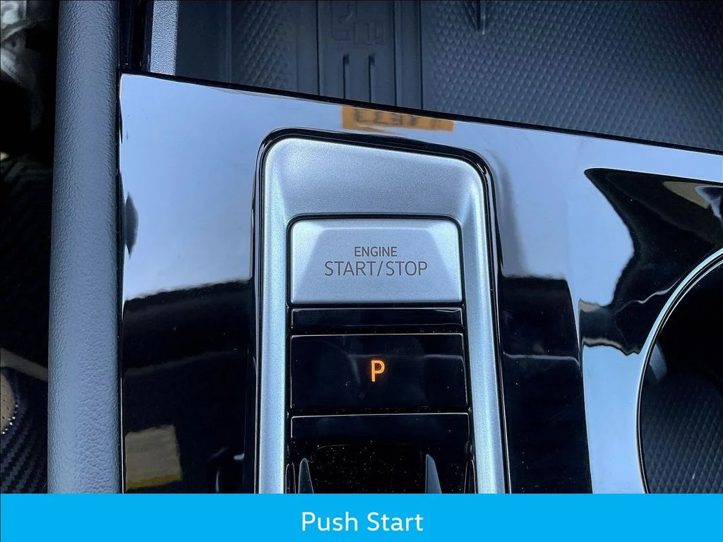 New 2026 White Volkswagen 2.0T SE w/Technology image 18