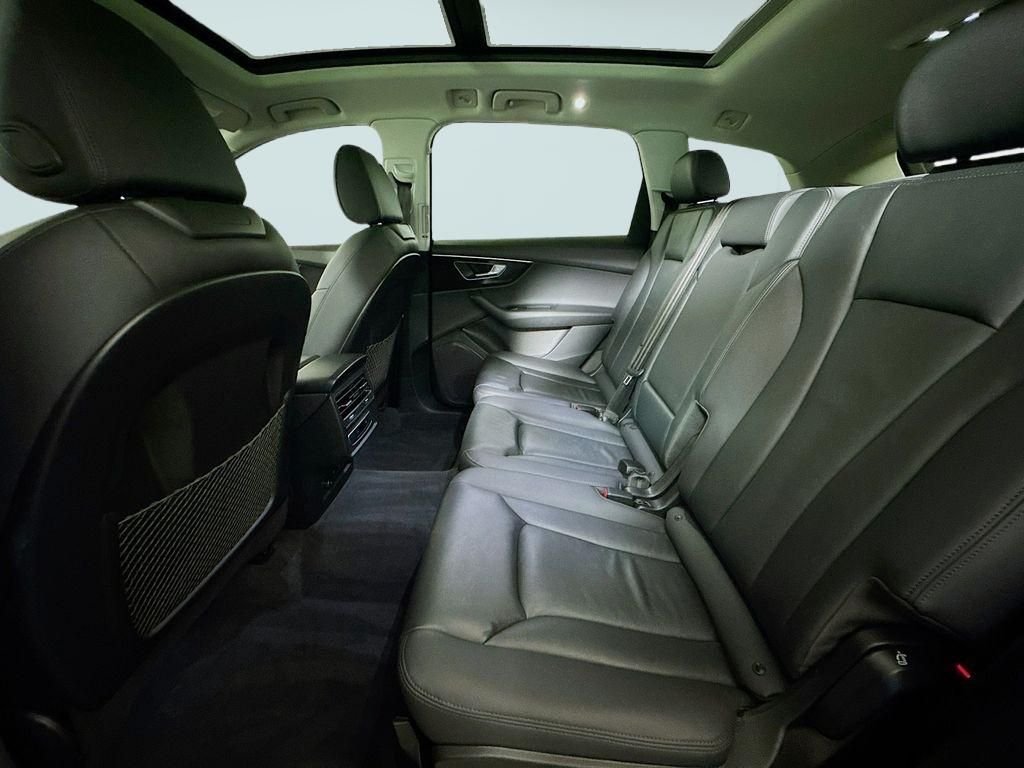 2022 Audi Q7 Premium - Photo 14