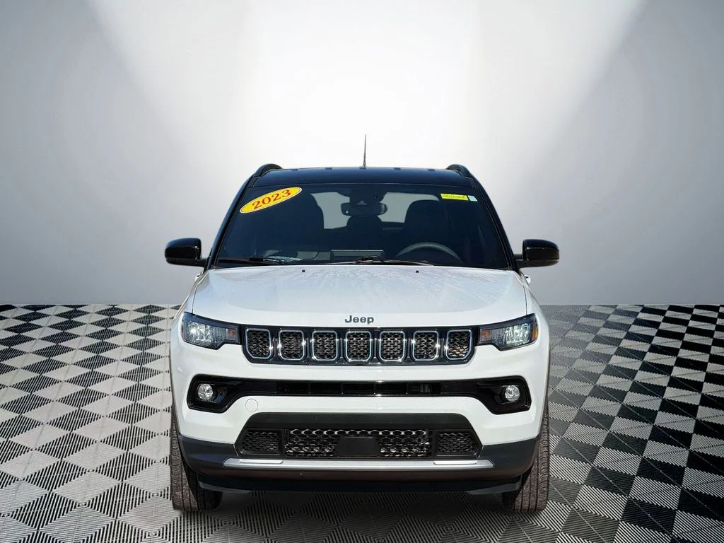 Used 2023 White Jeep Limited image 2