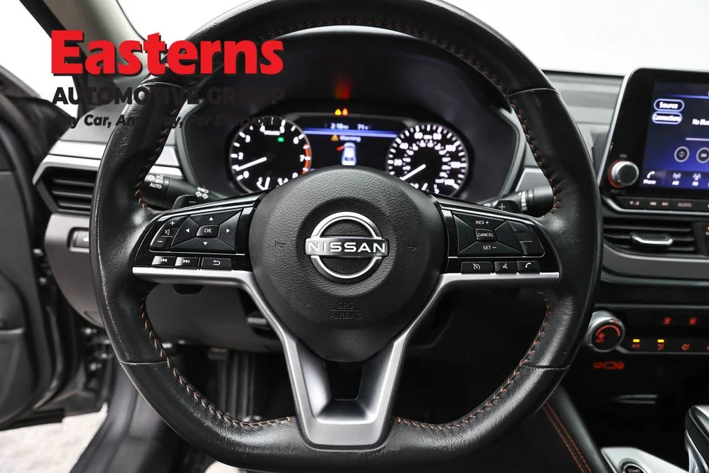 Used 2023 Gray Nissan 2.5 SR image 10