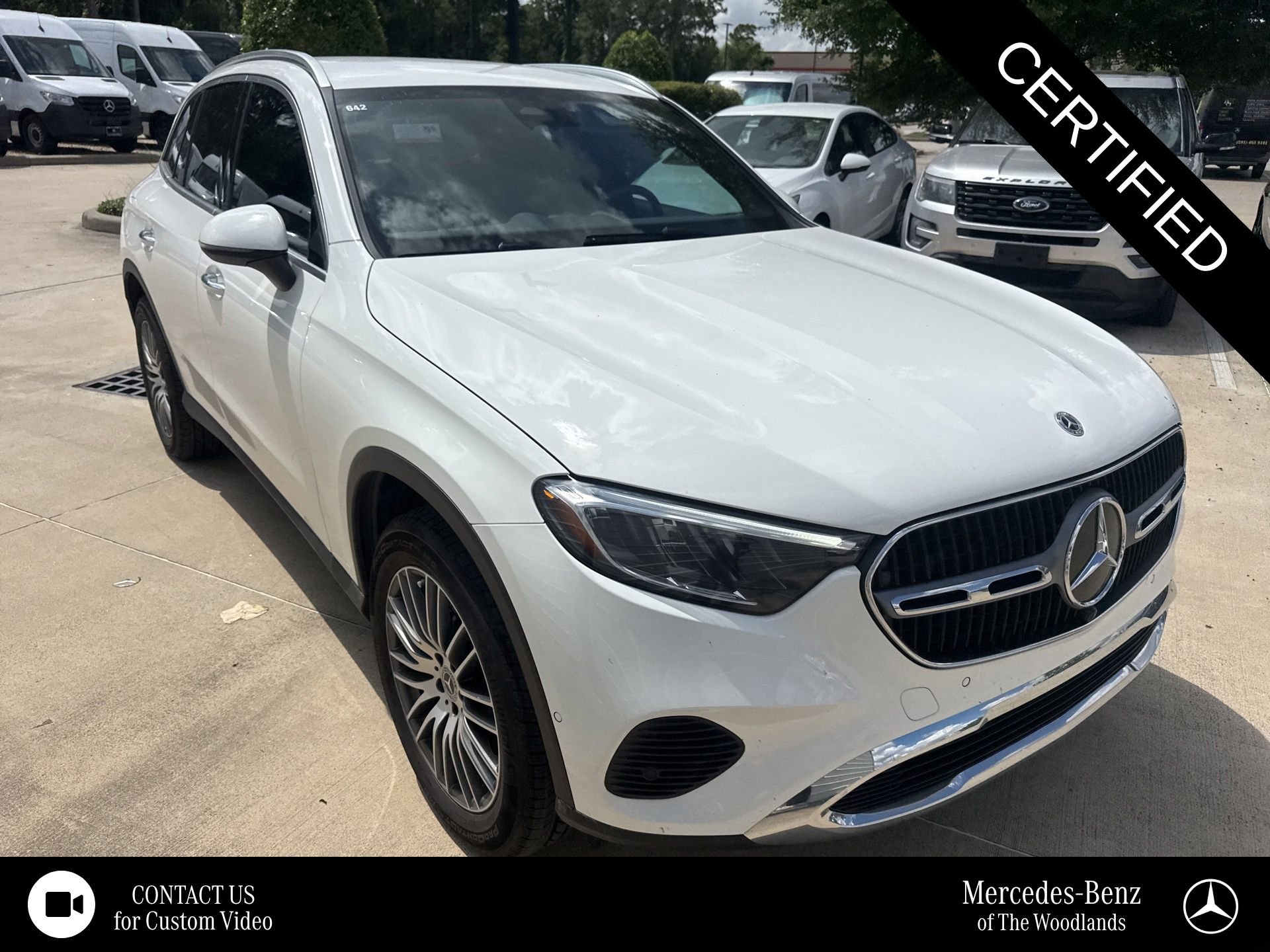 2026 Mercedes-Benz GLC GLC 300's photo