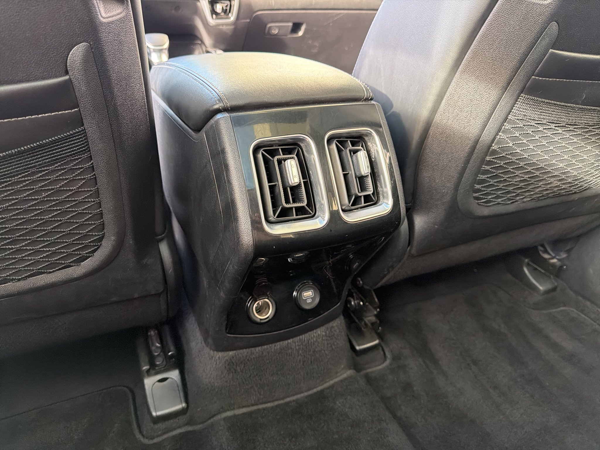 Certified Used 2023 Wolf Gray Kia SX image 17