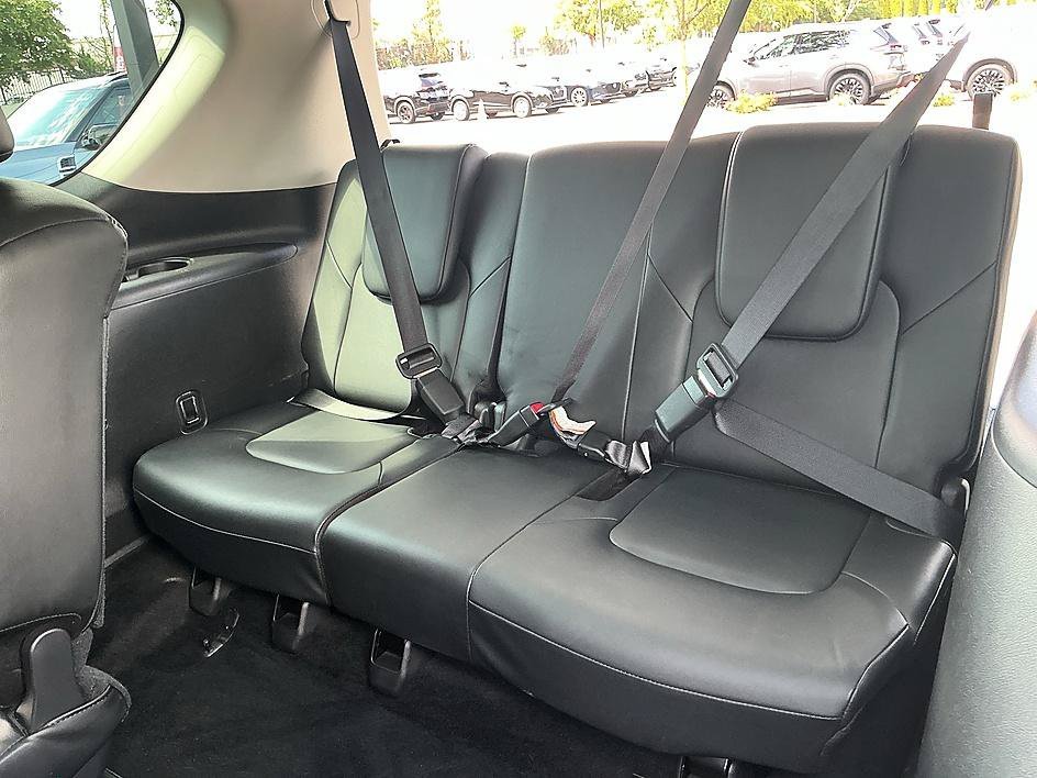 Certified Used 2023 Gun Metallic Nissan SL image 29