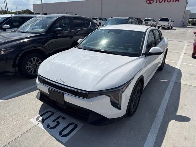 2025 Kia K4