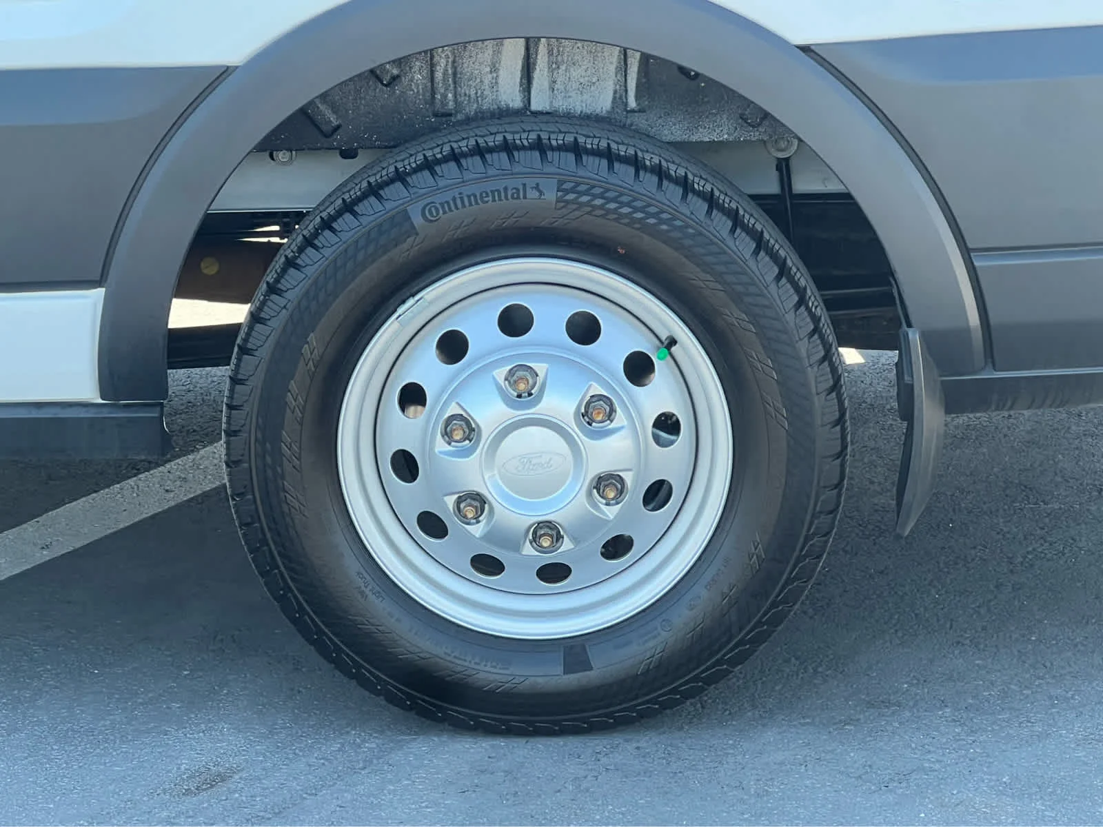 2025 Ford Transit Passenger Van XLT - Photo 14