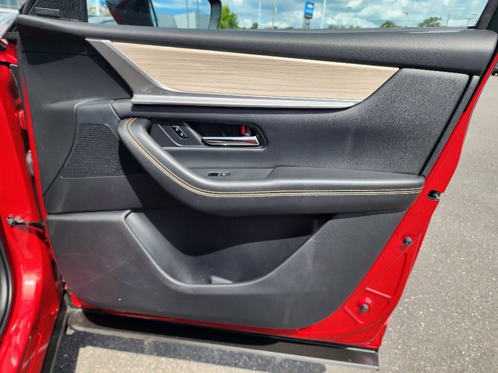2025 Mazda CX-70 Premium Package - Photo 29