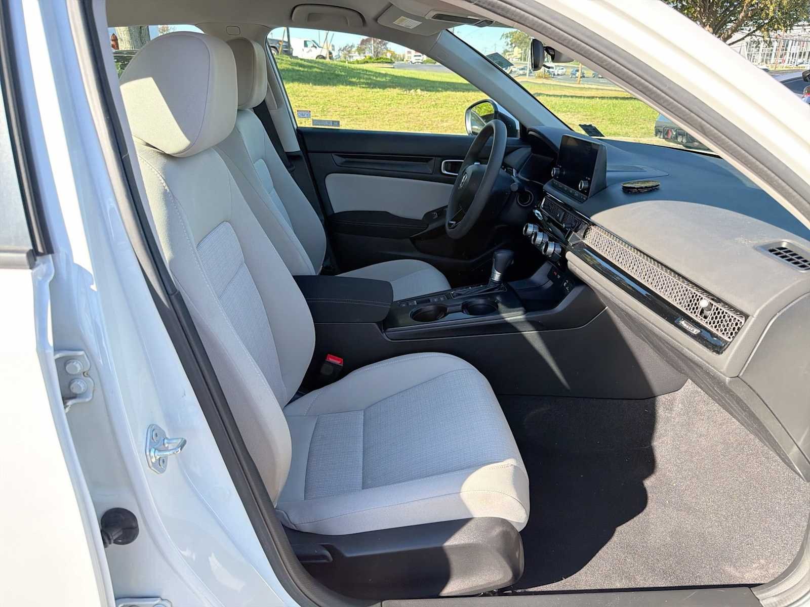Certified Used 2024 Platinum White Pearl Honda LX image 15