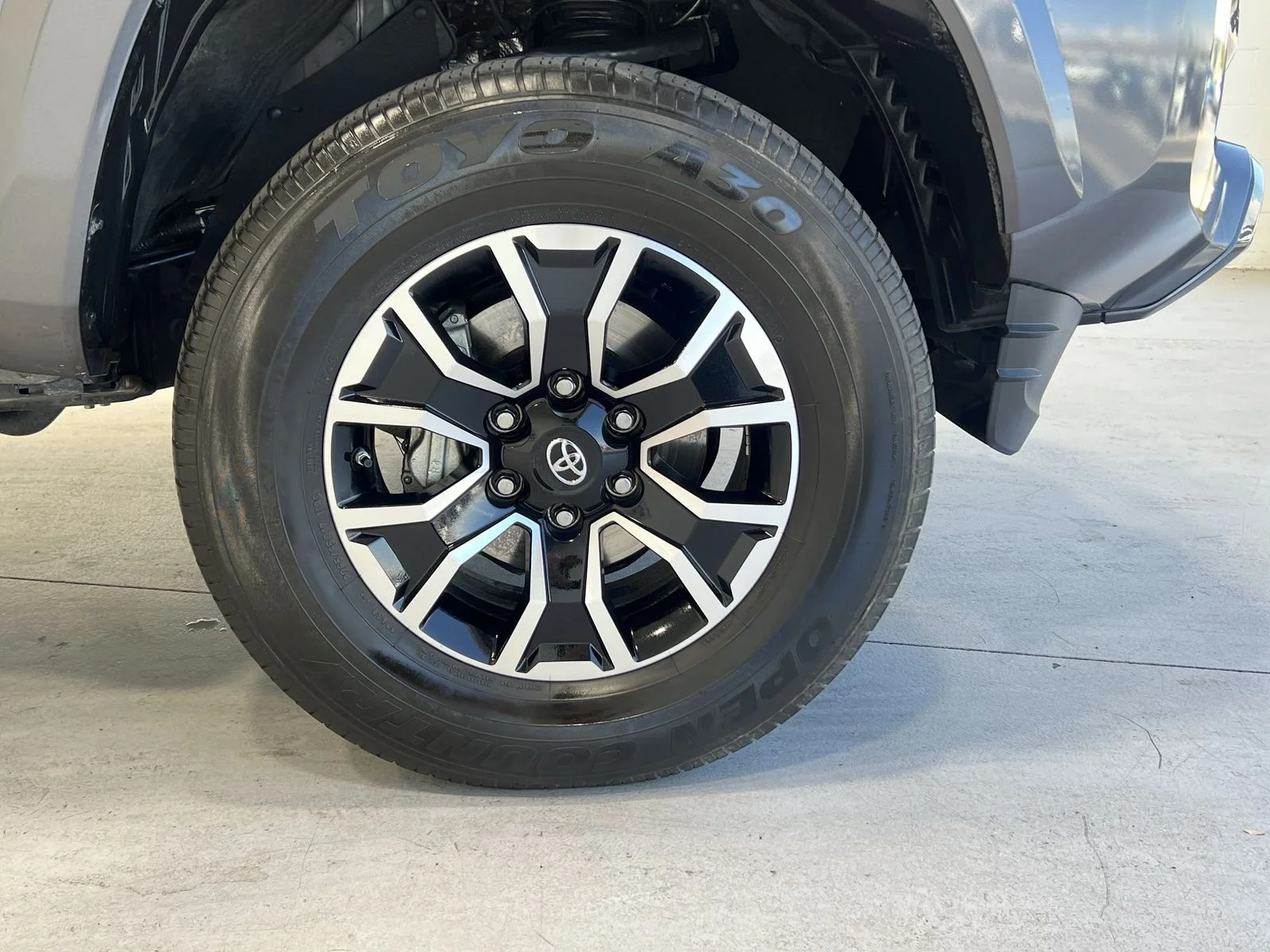 2021 Toyota Tacoma TRD Sport - Photo 10
