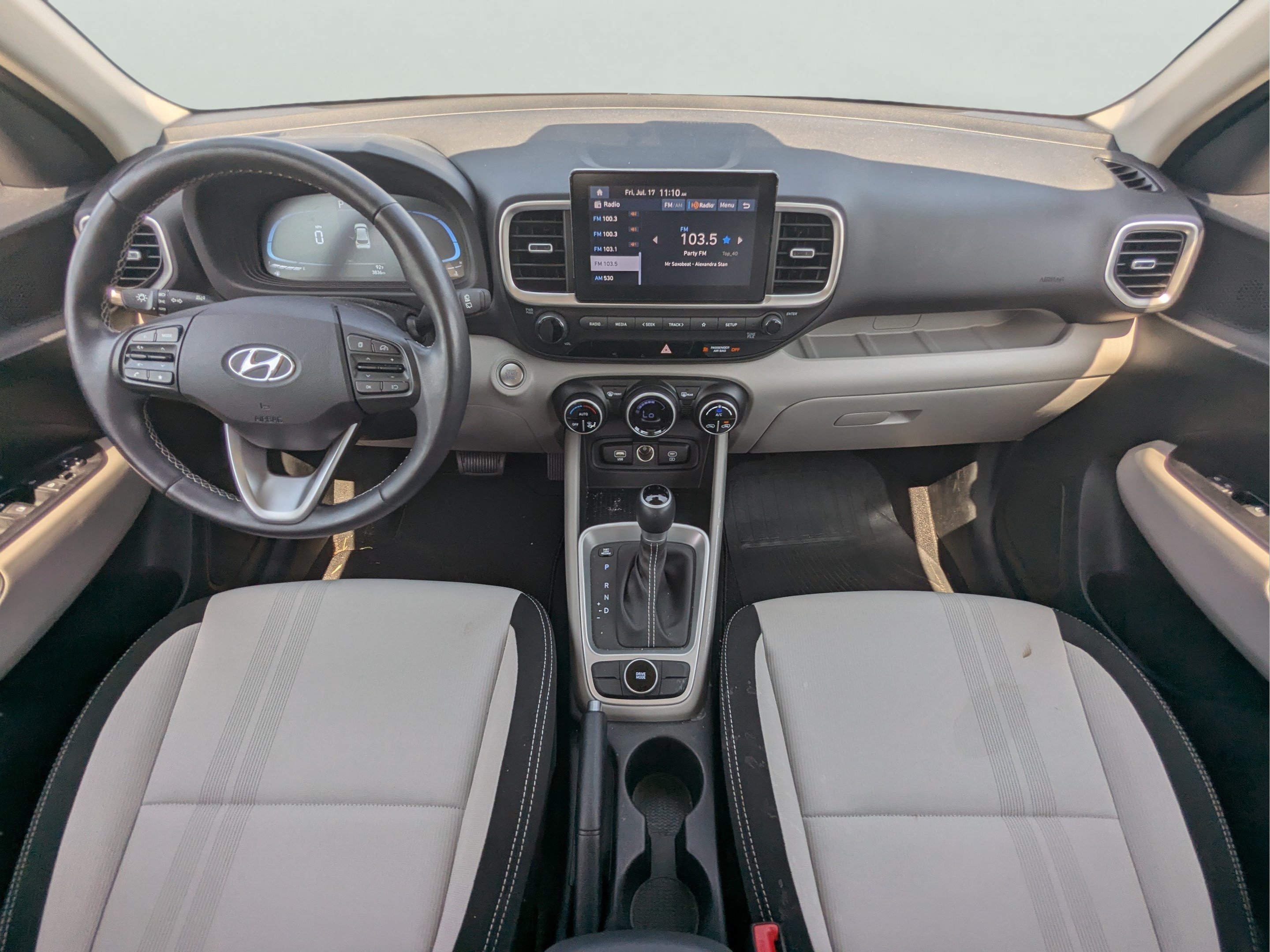 Certified Used 2025 Lunar White Hyundai SEL image 13