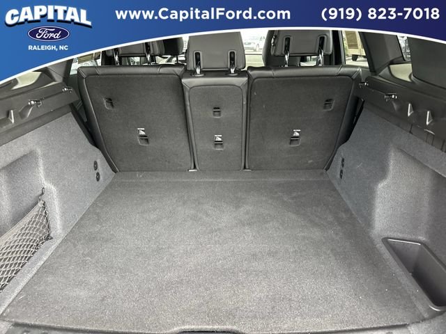 Used 2023 Gray BMW xDrive28i image 16