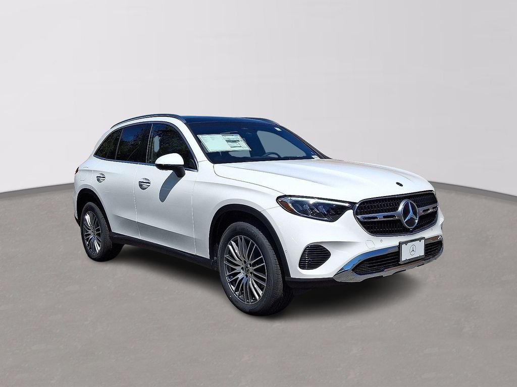 New 2026 Polar White Mercedes-Benz GLC 300 image 2
