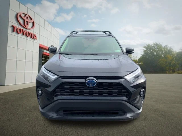 Used 2023 Black Toyota XLE Premium image 8