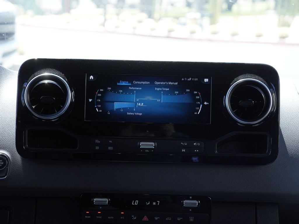Used 2023  Mercedes-Benz Passenger 144 WB image 29