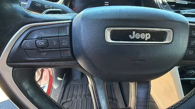 Used 2021 Red Jeep Limited 4x4 image 17