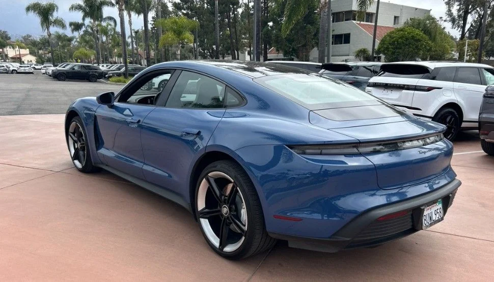 Used 2021 Blue Porsche 4S image 4