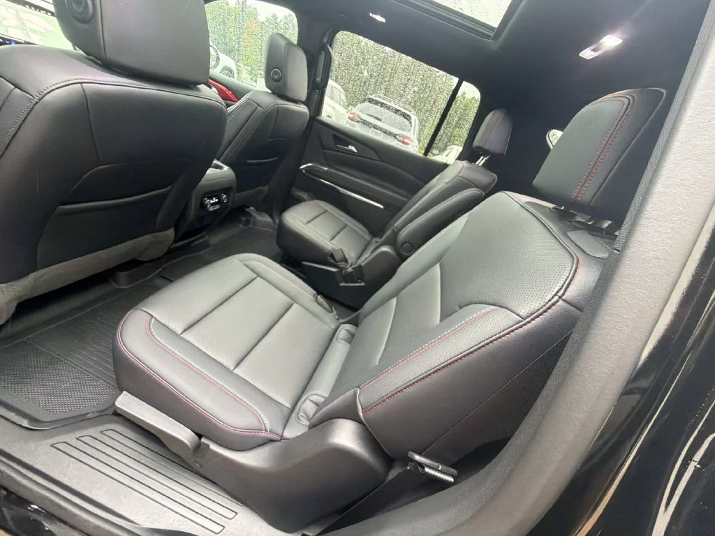 Used 2026 Black Chevrolet Z71 image 28