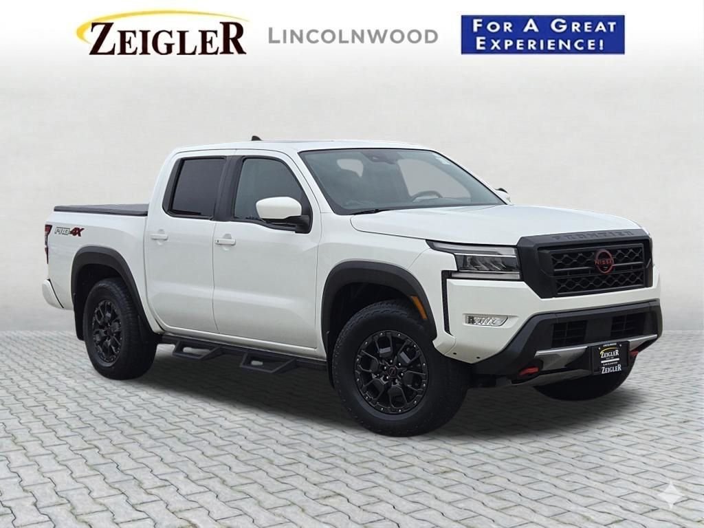 2023 Nissan Frontier PRO-4X Crew Cab 4X4's photo