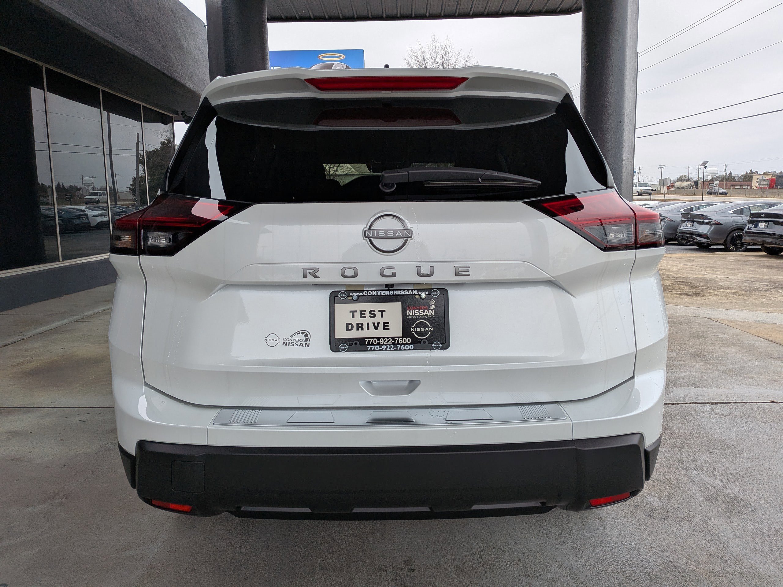 New 2026 White Nissan SV image 4