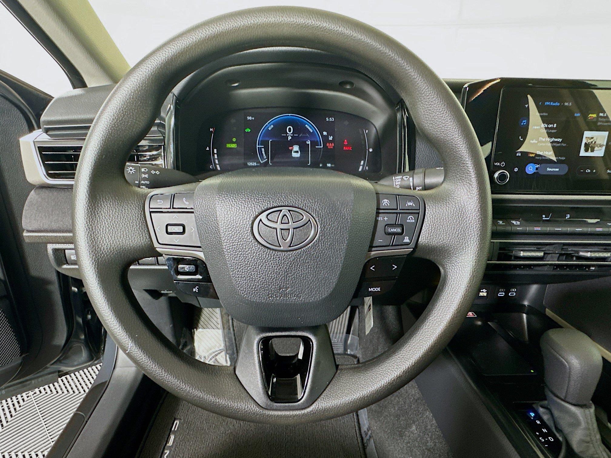 Used 2025 Underground Toyota LE image 15