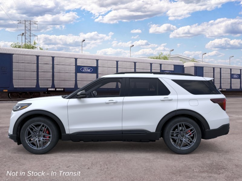 New 2026 Star White Metallic Tri-Coat Ford ST image 3