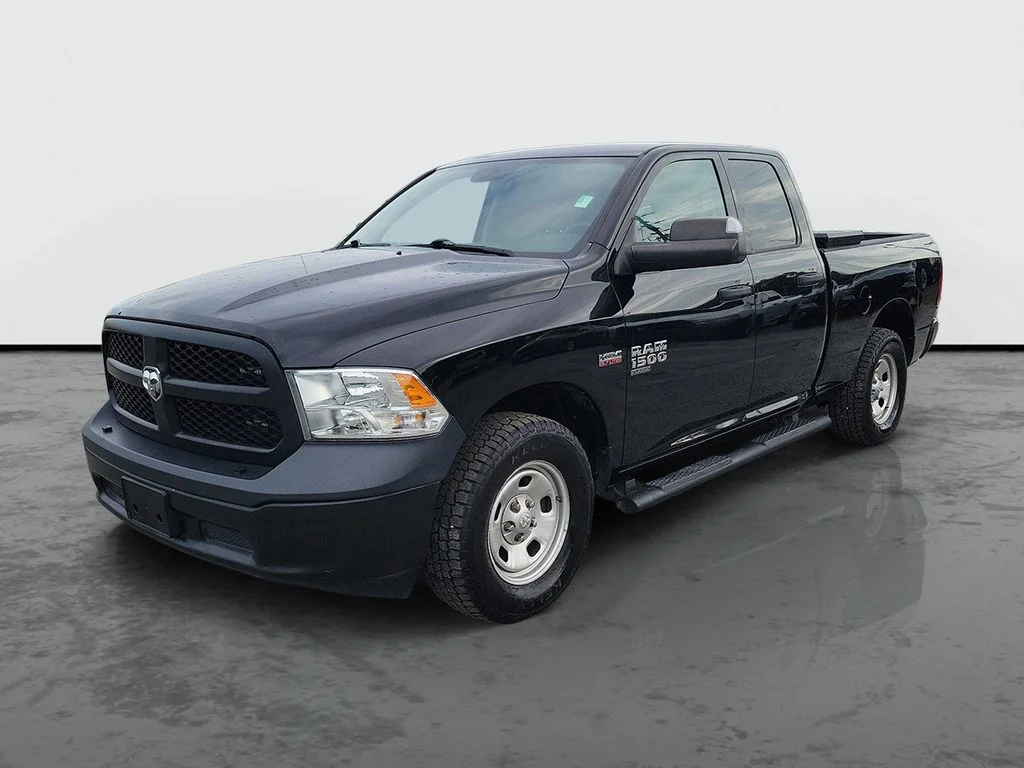 Used 2022 Diamond Black Ram Tradesman image 5