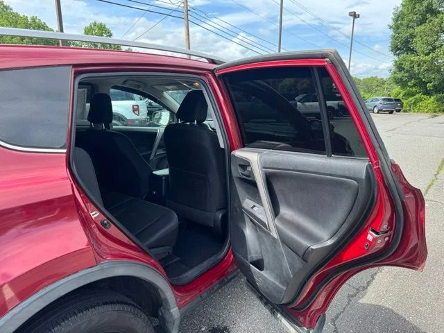 Used 2018 Red Toyota LE image 15