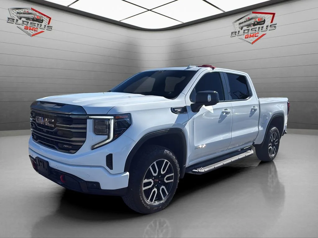 2024 GMC Sierra AT4 4WD Crew Cab Short Box's photo