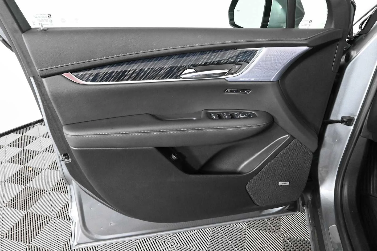 Used 2024 Argent Silver Metallic Cadillac FWD Premium Luxury image 23