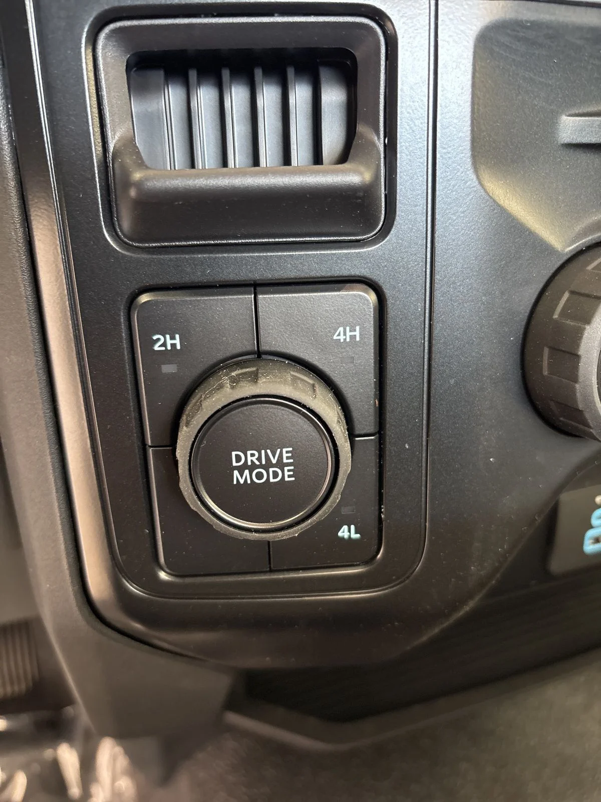 New 2026 Oxford White Ford F-350® XL image 12