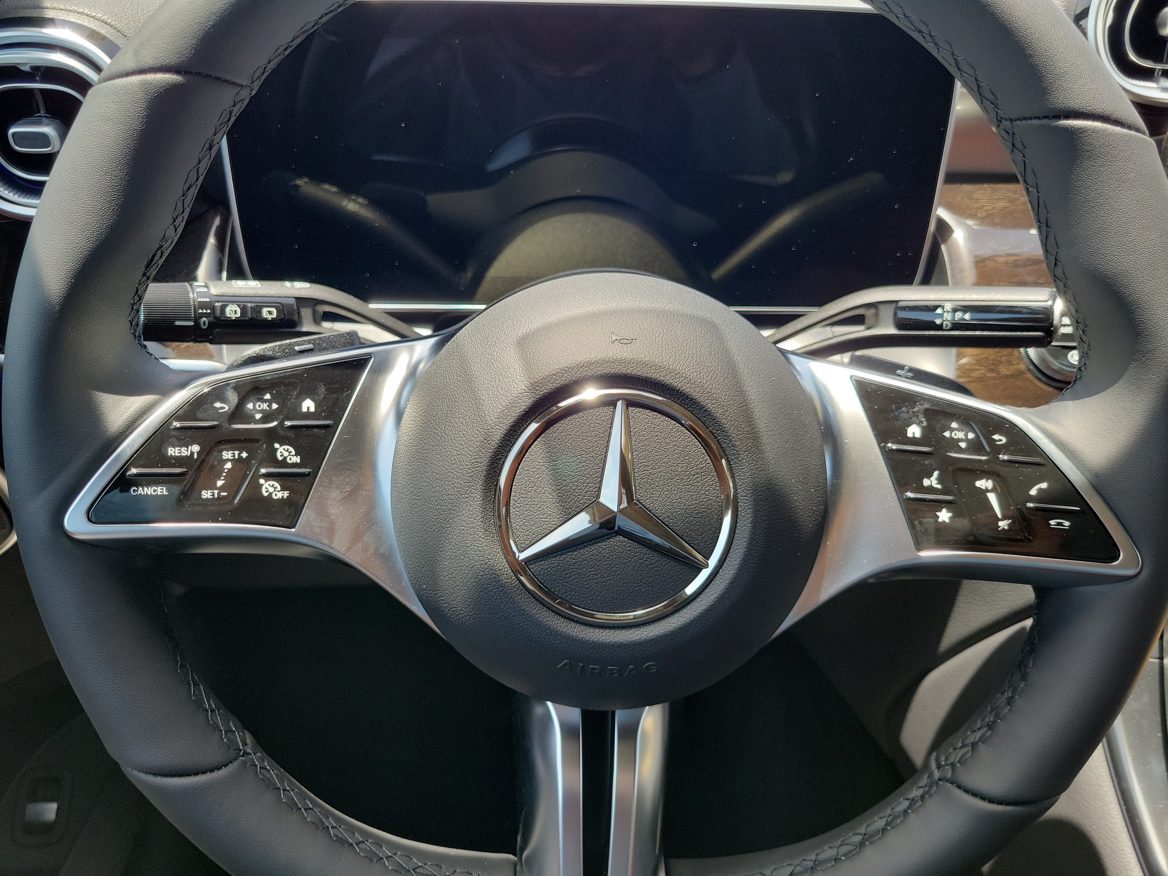 New 2026 Black Mercedes-Benz GLC 300 image 25