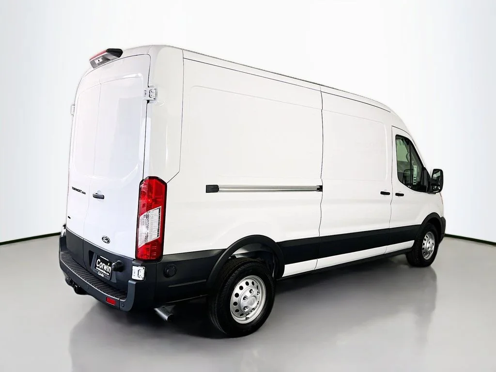 New 2026 Oxford White Ford Base image 14