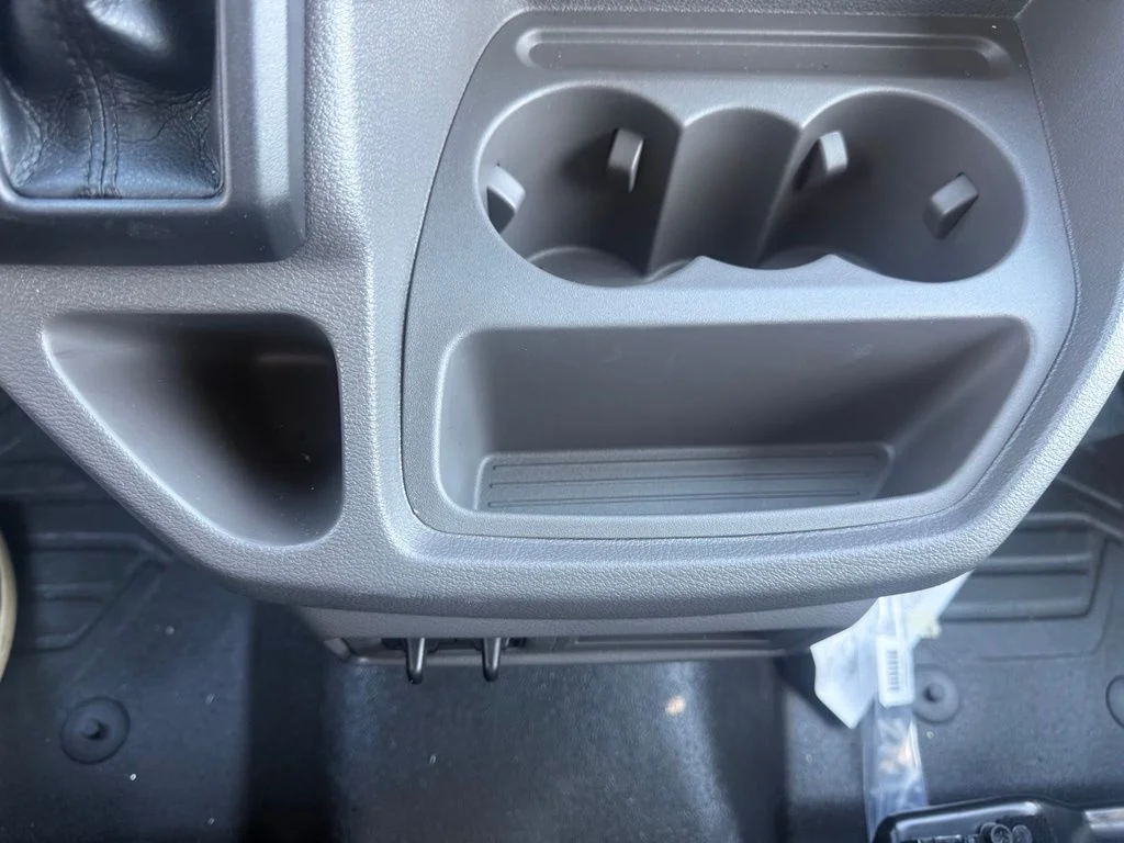 New 2026 Oxford White Ford Cargo Van image 27