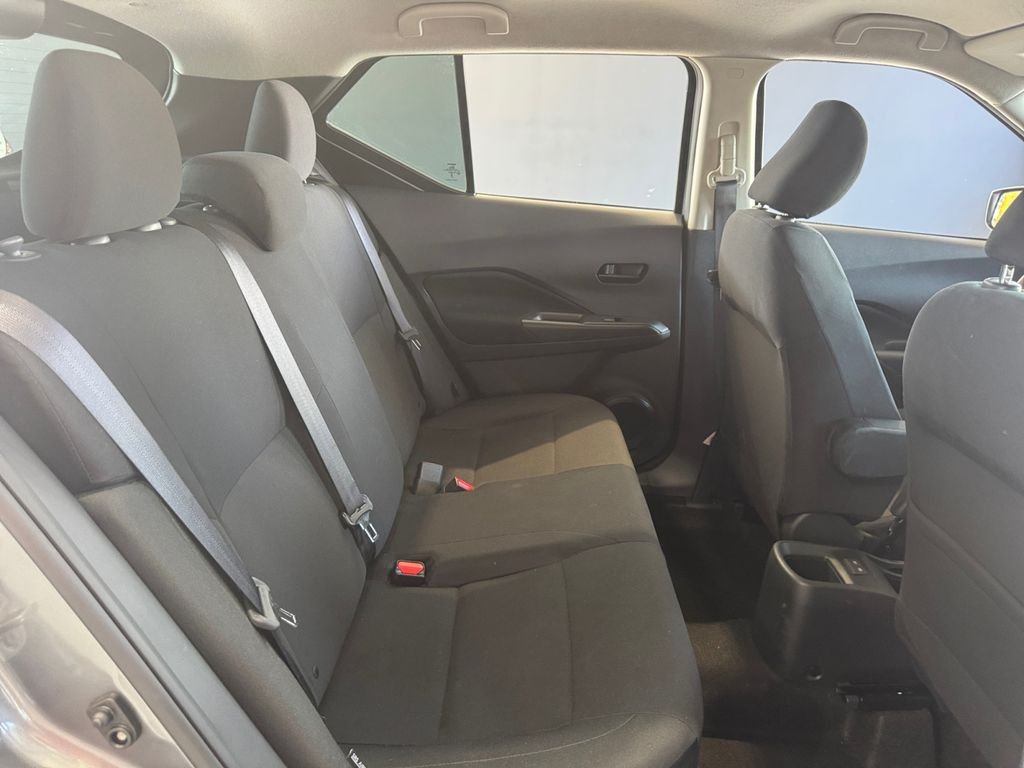 Used 2025 Gray Nissan S image 17