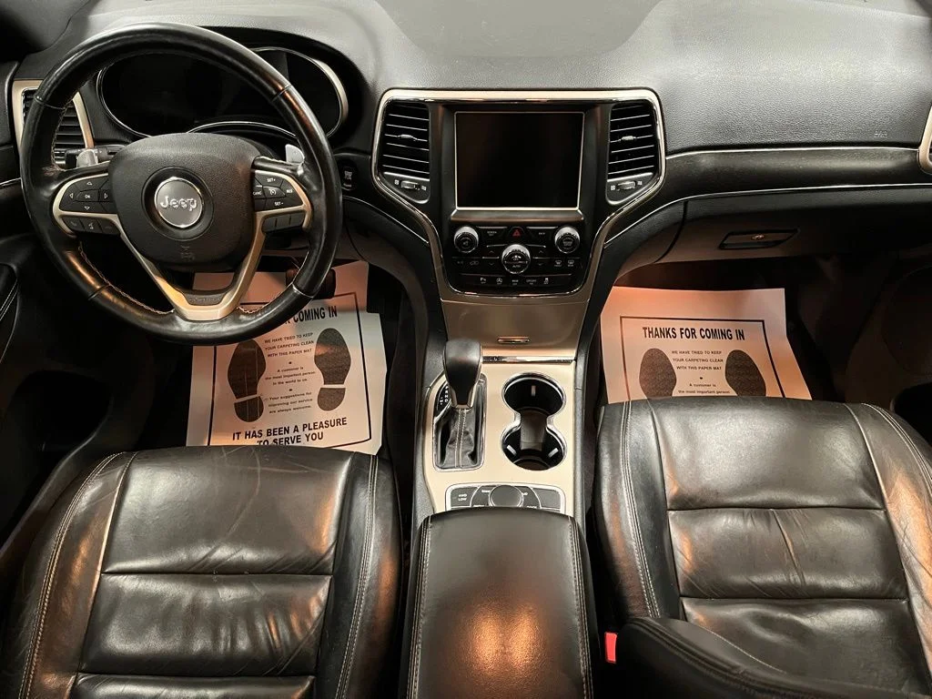 Used 2016 Gray Jeep Limited image 25