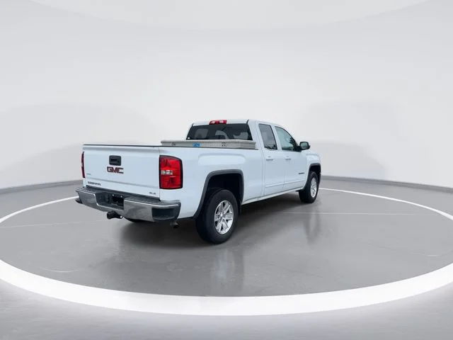 Used 2014 White GMC SLE image 7