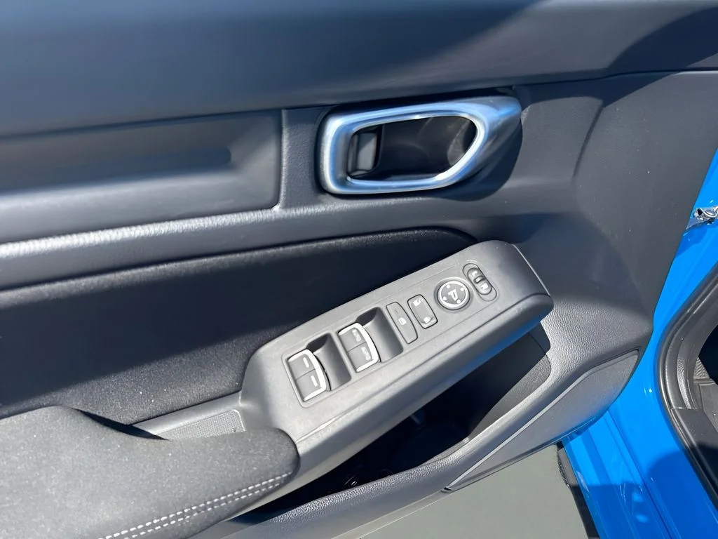 Used 2022 Blue Honda Sport image 16