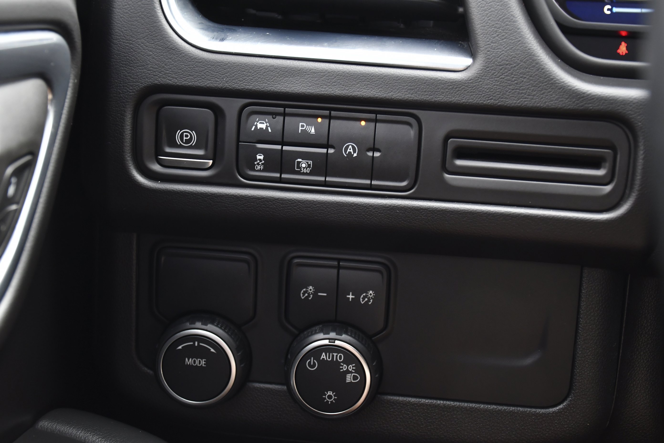 Used 2023 Black Chevrolet RST image 19