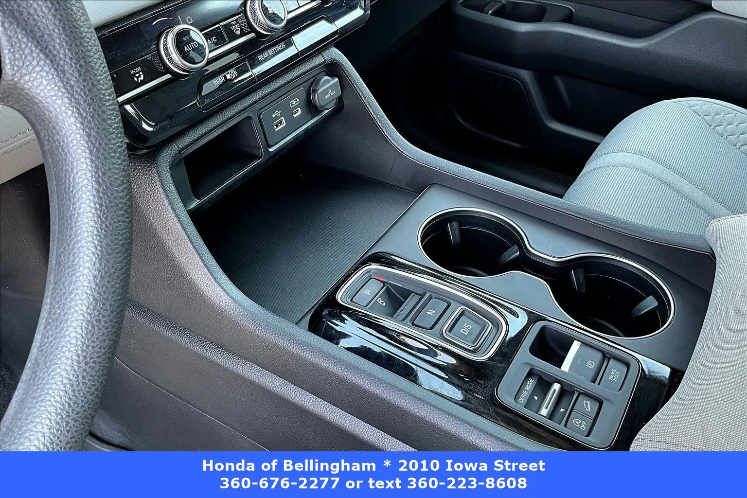 2024 Honda Pilot LX - Photo 15