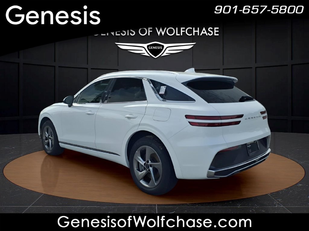 New 2027 White Genesis 2.5T image 3