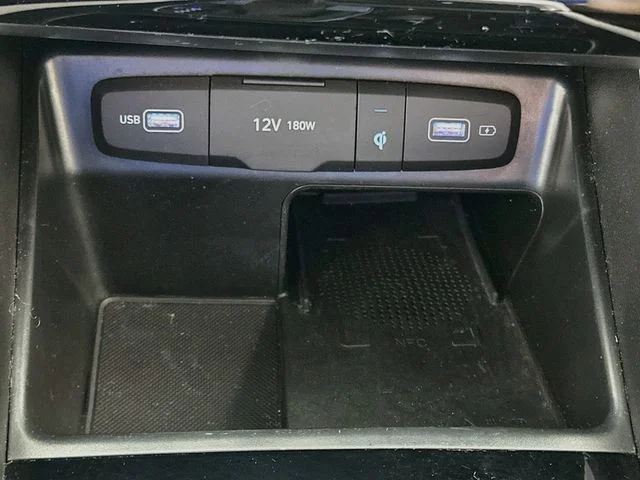 Certified Used 2023 Black Hyundai SEL image 18