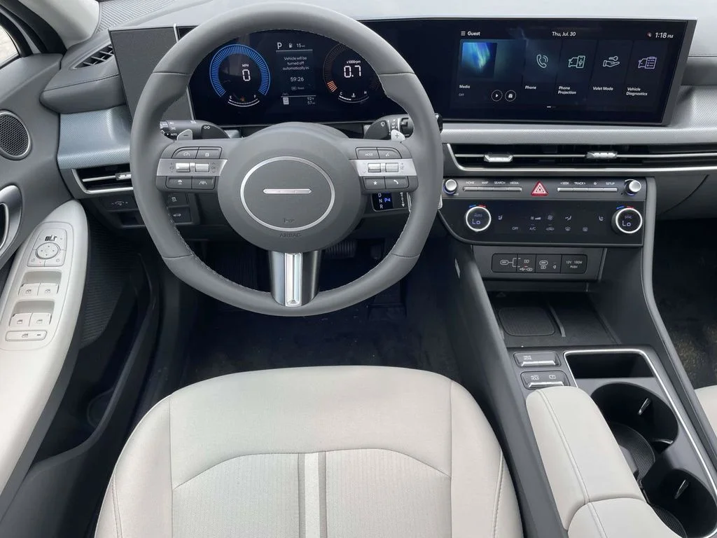 New 2026 White Hyundai SE image 9