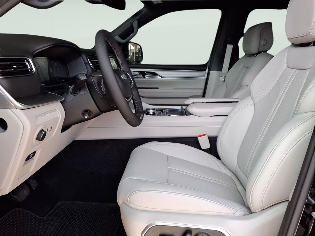 New 2026 High Gloss Black Exterior Paint Jeep  image 8