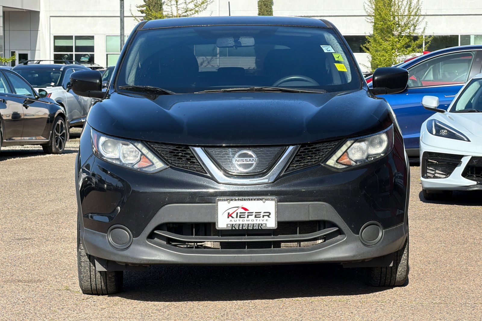 Used 2019 Magnetic Black Pearl Nissan S image 6