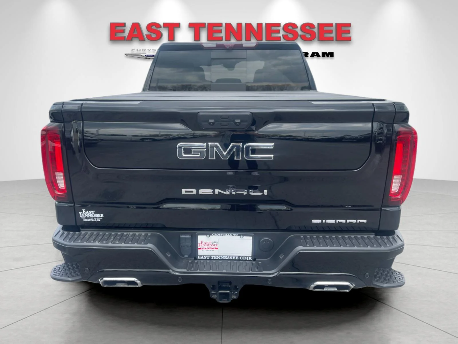 Used 2024 Black GMC Denali Ultimate image 4