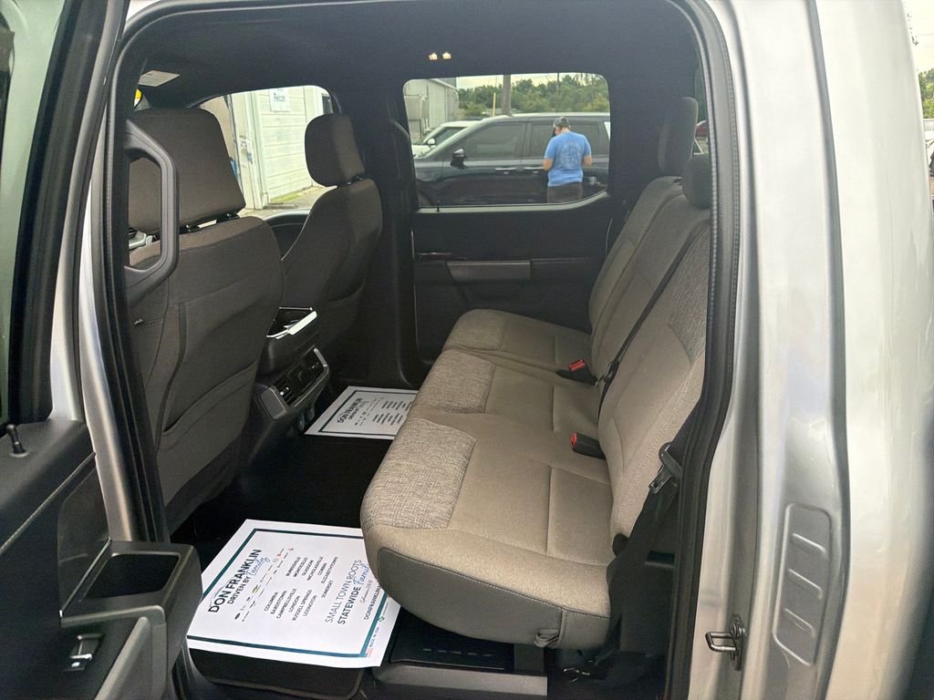 Used 2024 Silver Ford XLT image 20