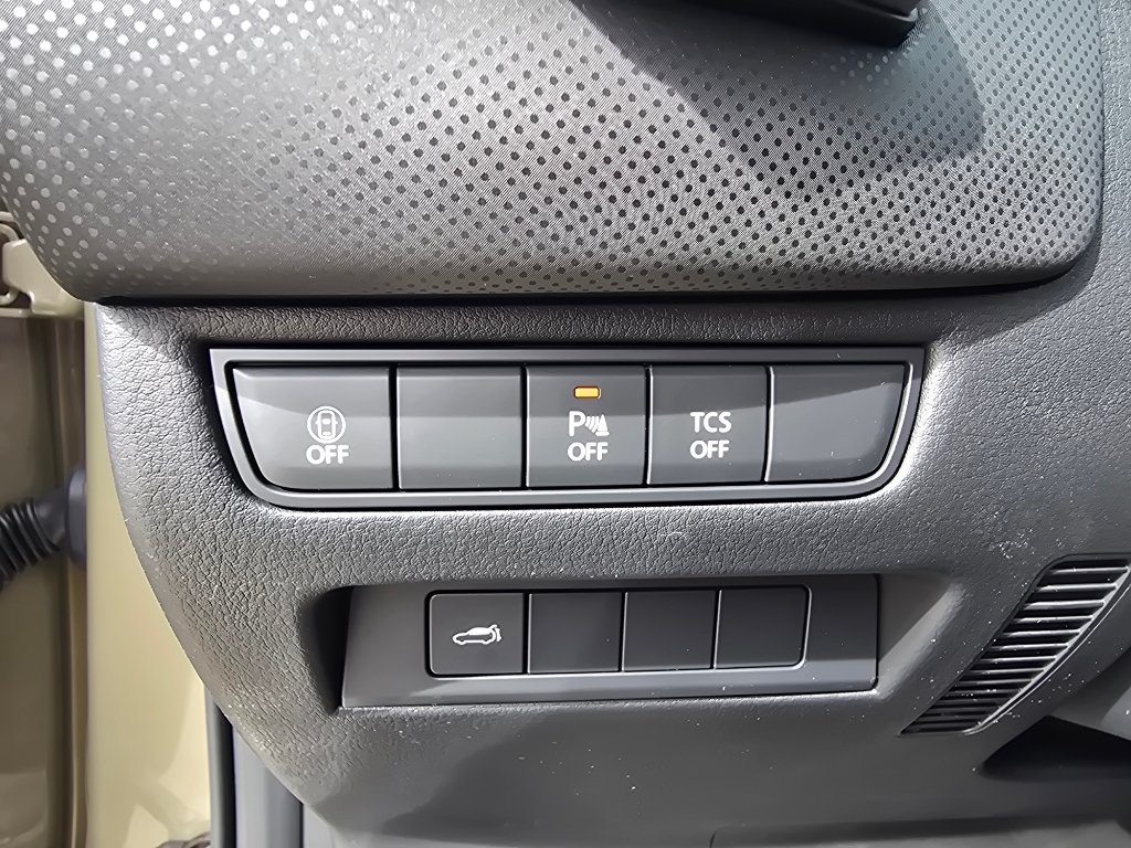 Used 2026 Zircon Sand Metallic Mazda 2.5 S Meridian Edition image 17
